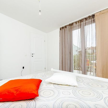 Donji Okrug  Apartments Mirko I Anda מראה חיצוני תמונה