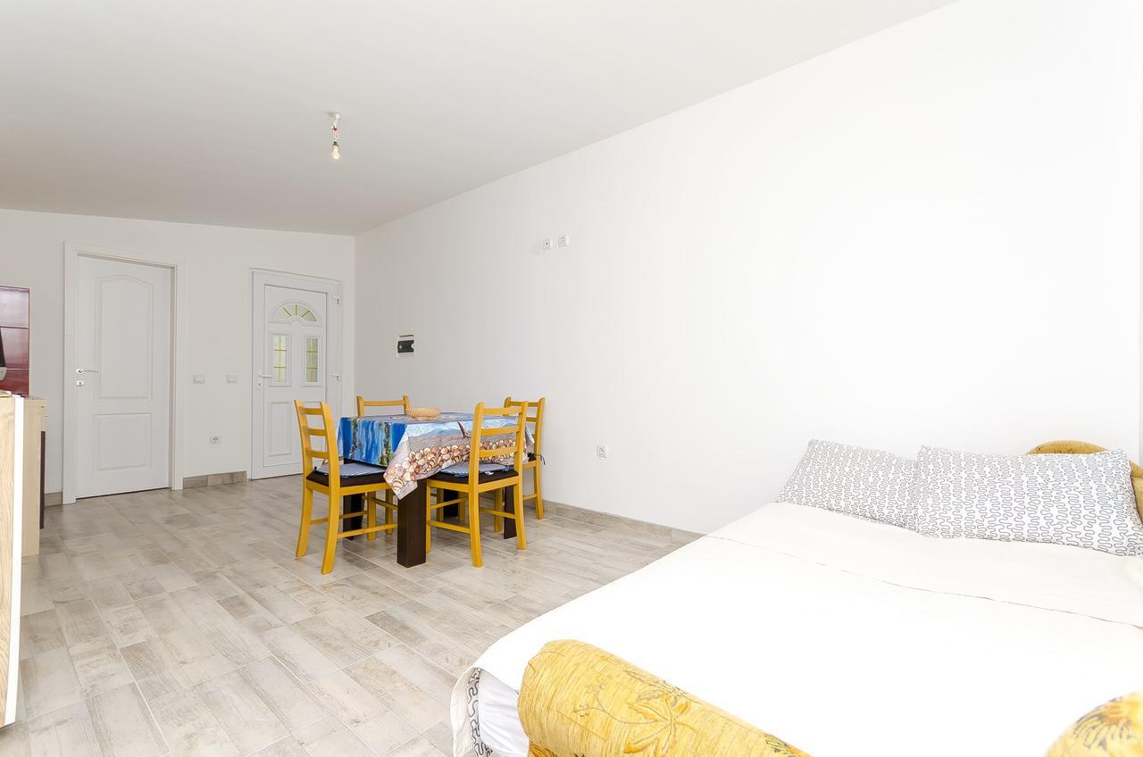 Donji Okrug  Apartments Mirko I Anda מראה חיצוני תמונה