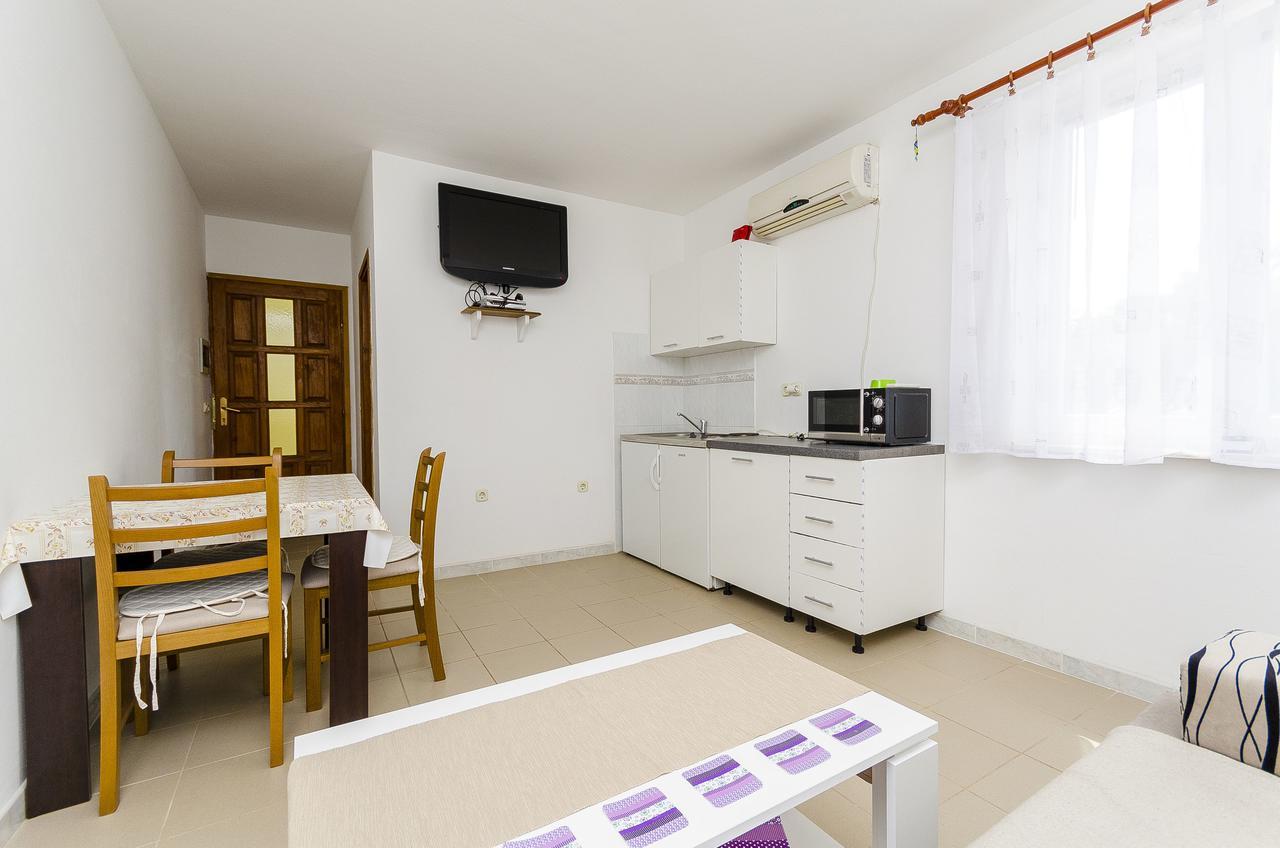 Donji Okrug  Apartments Mirko I Anda מראה חיצוני תמונה